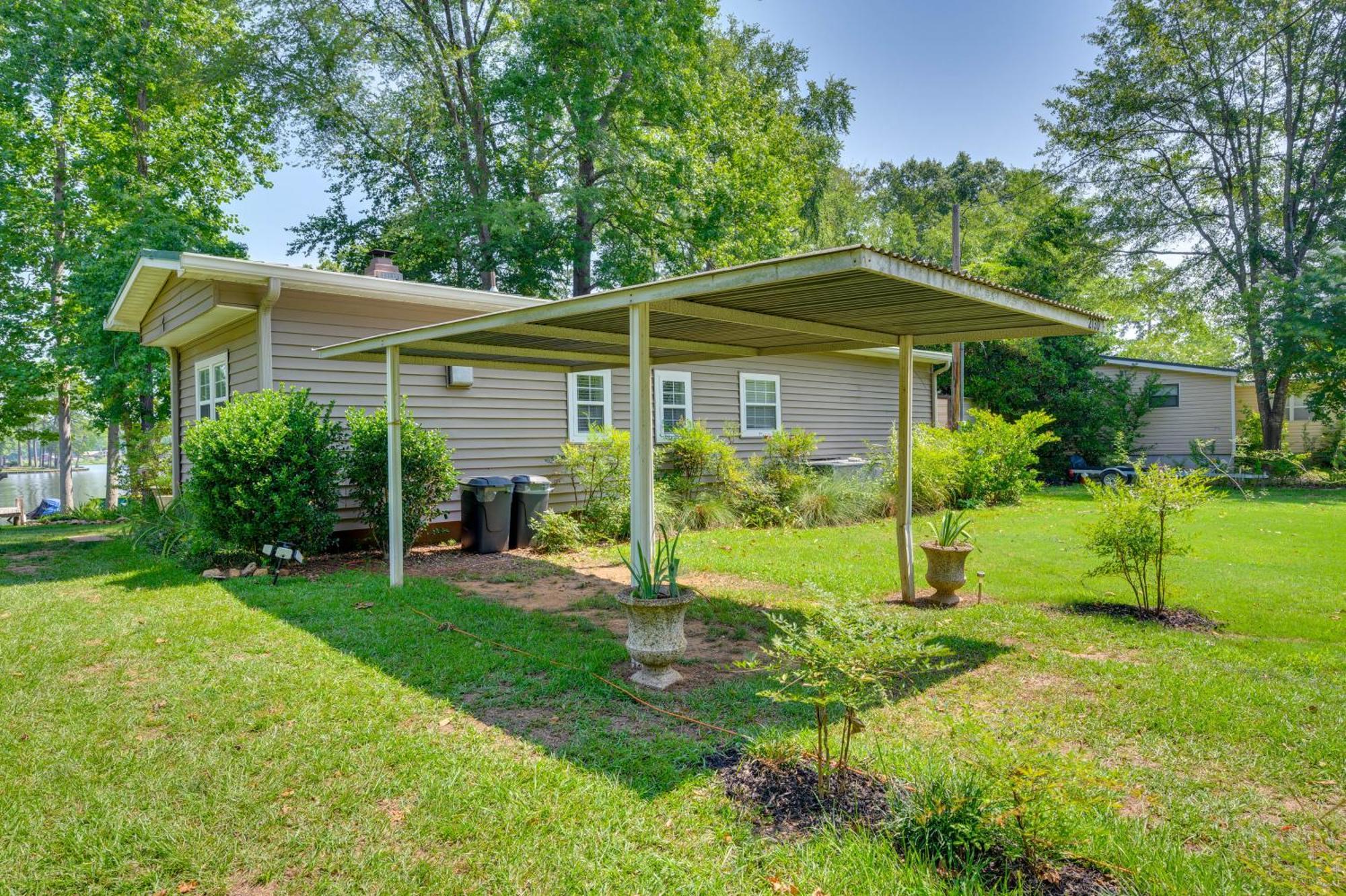 Lake Sinclair Crooked Creek Cottage With Fire Pit! Eatonton Exterior photo