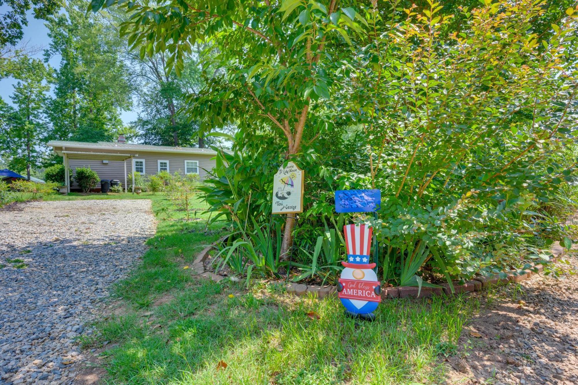 Lake Sinclair Crooked Creek Cottage With Fire Pit! Eatonton Exterior photo
